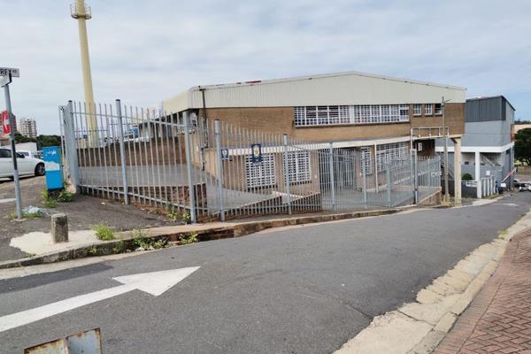 This neat 320m2 warehouse just off Umgeni Road in the Windermere area, has fenced yard ...