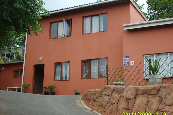 18% per annum return on Investment!

Bidding starts at R3 900 000 xxx Will now accept R2 750 000 - including Auctioneer&#39;s ...