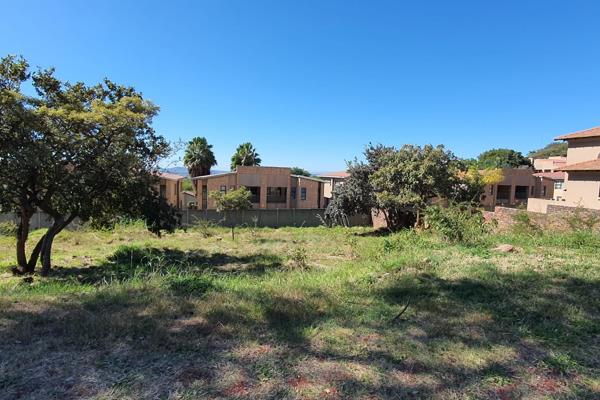 Immaculate vacant land - perfectly situated!!!  This property is situated in Rockcliff, close to all major malls, shopping malls ...