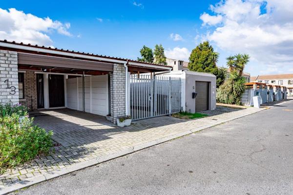 This small town little house situated in Oakglen Bellville, is very secure and safe ...