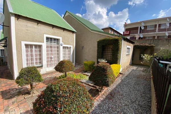 If you are looking for a tranquil cozy environment, this beauty is for you, on offer, you will get this beautiful well-kept, 2 bedroom ...