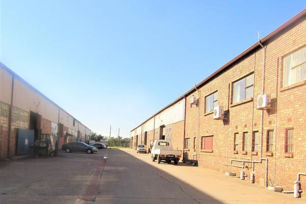 FACTORY FOR SALE IN BENONI SOUTH
412sqm Factory For Sale in an Industrial Park
Great position 2km&#39;s from Snake Road
This gives you ...