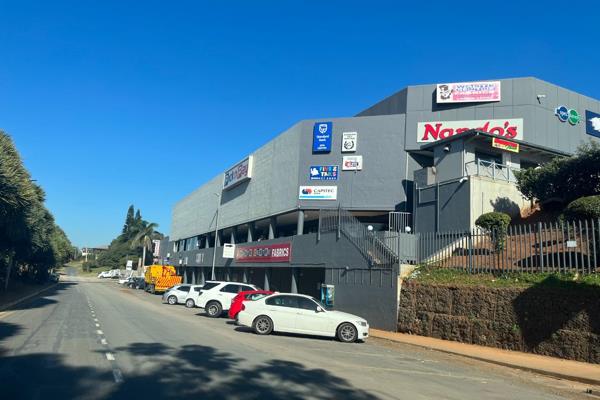 Retail space on the lower ground next to waste centre
kingsburgh pick n pay centre ...