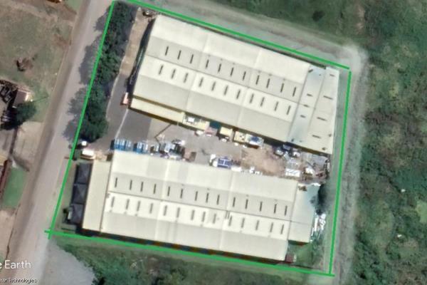 This 5500m2 Versatile Stand Alone Factory Space is available to Let.  Situated close to N3 and N17 highways. The Factory Space is ...