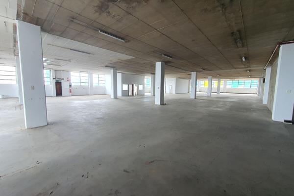 This warehouse has a covered area of 1160m2 and is located in wynberg.

The unit is located in an incredibly convenient location. The ...