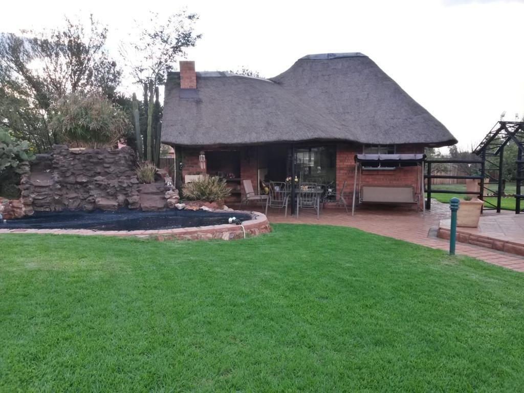 Zuurbekom Property Farms for sale in Zuurbekom