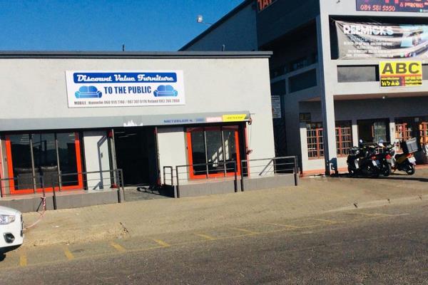 This double storey commercial property is situated on the South side of the Alberton CBD near the New Market Mall and the new modern ...