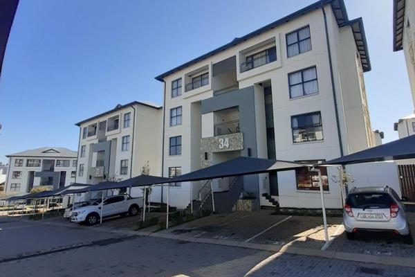 Lovely, spacious apartment situated in sought after complex in Modderfontein consists of one bedroom, one bathroom (shower only), open ...