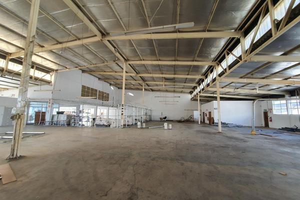 This primely located warehouse has a covered area of 1950m2. 
The unit has two roller-shutter doors and a large amount of open space. ...