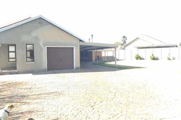 This property boasts not one but two houses
Both houses are Three bedroom,two bathroom
These houses are set a on a large stand ,with ...