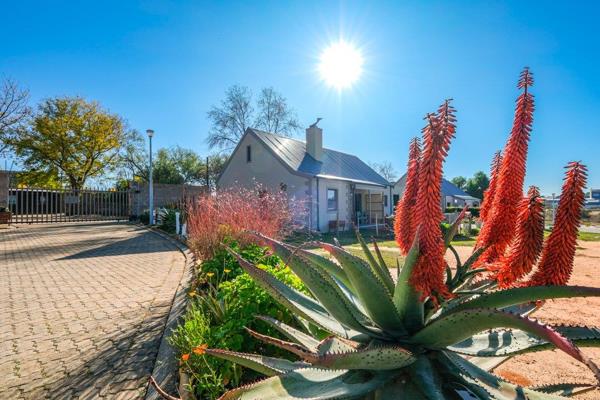 SOLE MANDATE 

Karoo Park Retirement Village is located in West Bank, Oudtshoorn, a ...