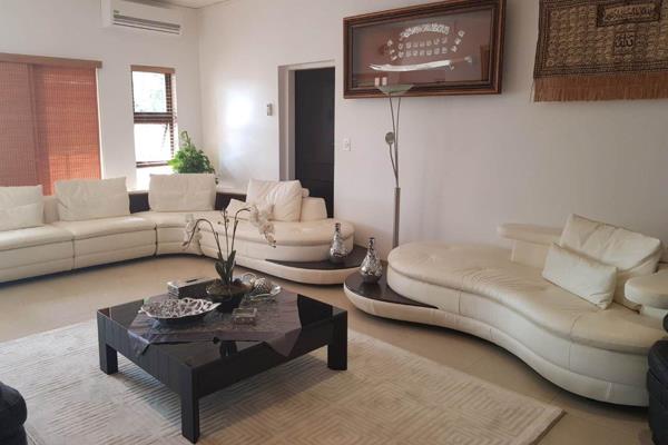 This property is in the heart of Bendor Village.

It is situated in one of Polokwane&#39;s best-known security complexes.

The house ...