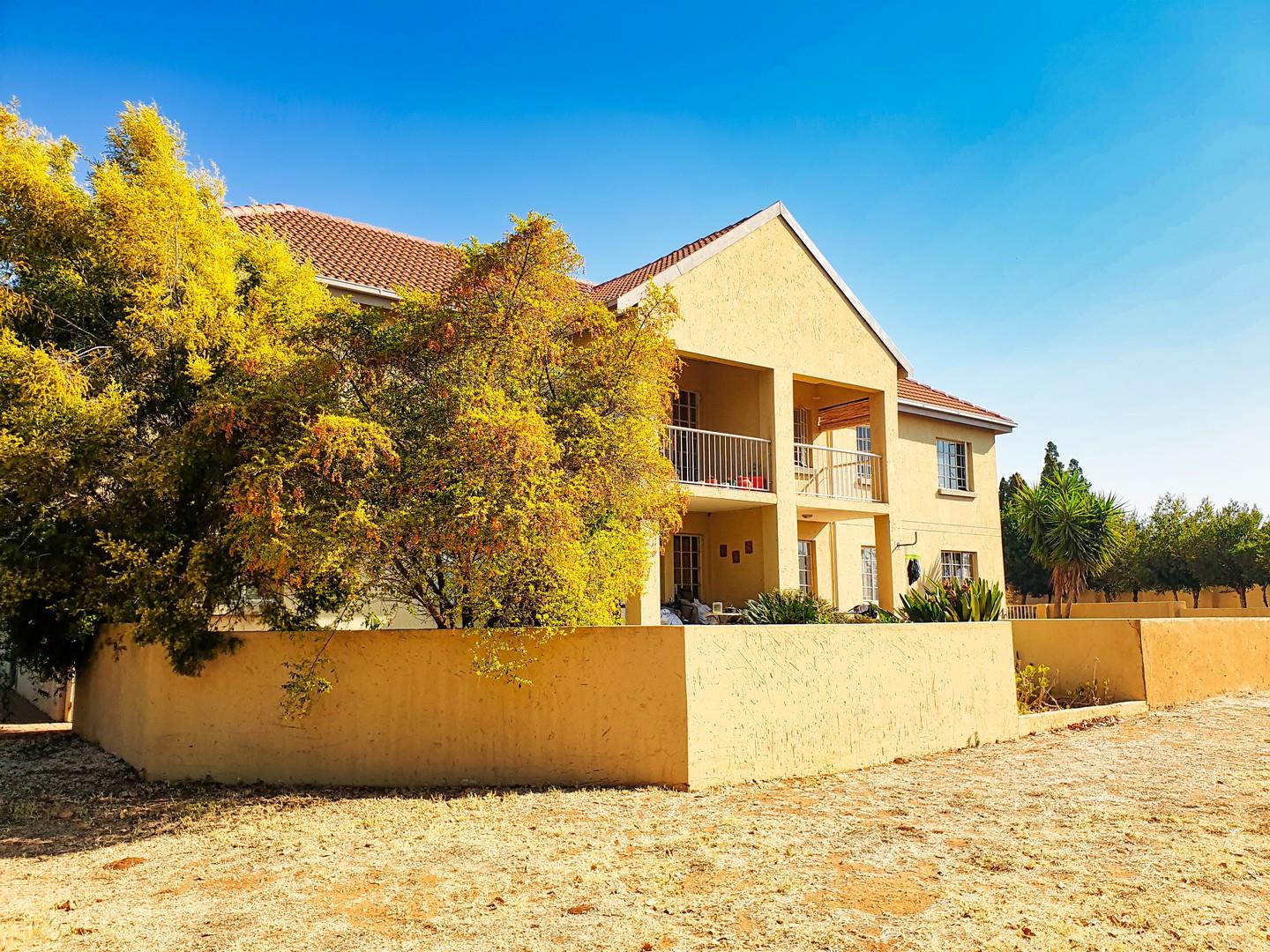 2 Bedroom Townhouse for sale in Wapadrand - Ss-0175x - Palm Boulevard ...