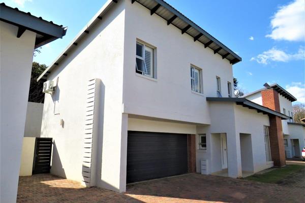 This prime duplex located in the sought-after suburb of Baileys Muckleneuk in close proximity to Gautrain Hatfield station, University ...