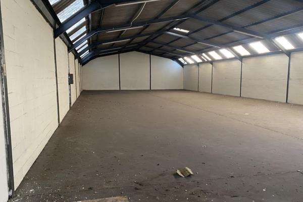 This warehouse unit is in a secure park ready to be let in Airport Industrial. 

This ...