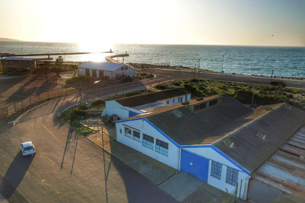 Opportunity to obtain land and buildings inside a working fishing harbour.
The Close Corporation owing this property is for sale with ...