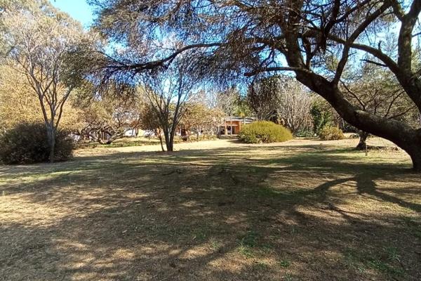 This smallholding for sale is situated a corner in Shere in Pretoria East.
The property is on an approved intersection within 75 meters ...