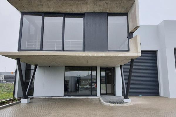 BRAND NEW 393m2 A-GRADE WAREHOUSE IN STIKLAND - AVAILABLE IMMEDIATELY!**  

Perfectly ...