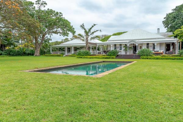 Drive into this magnificent property over 4000m2 of  level land and be transformed to a tranquil world of serenity and elegance.
A ...