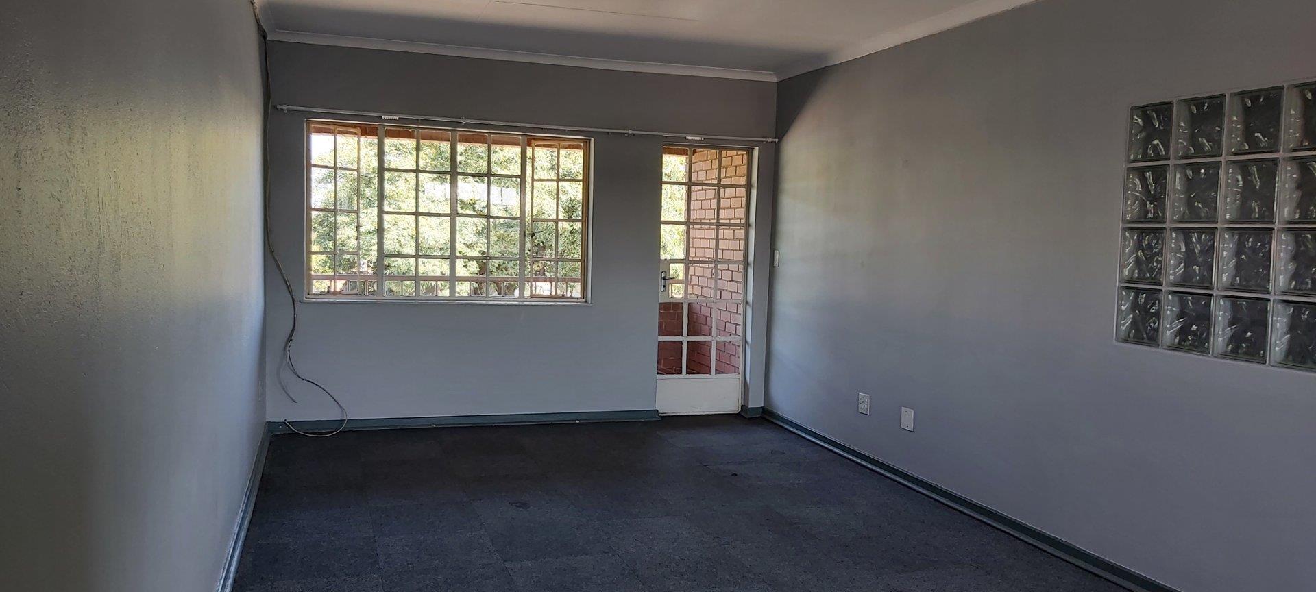 2 Bedroom Apartment / Flat to Rent in Witbank Ext 45