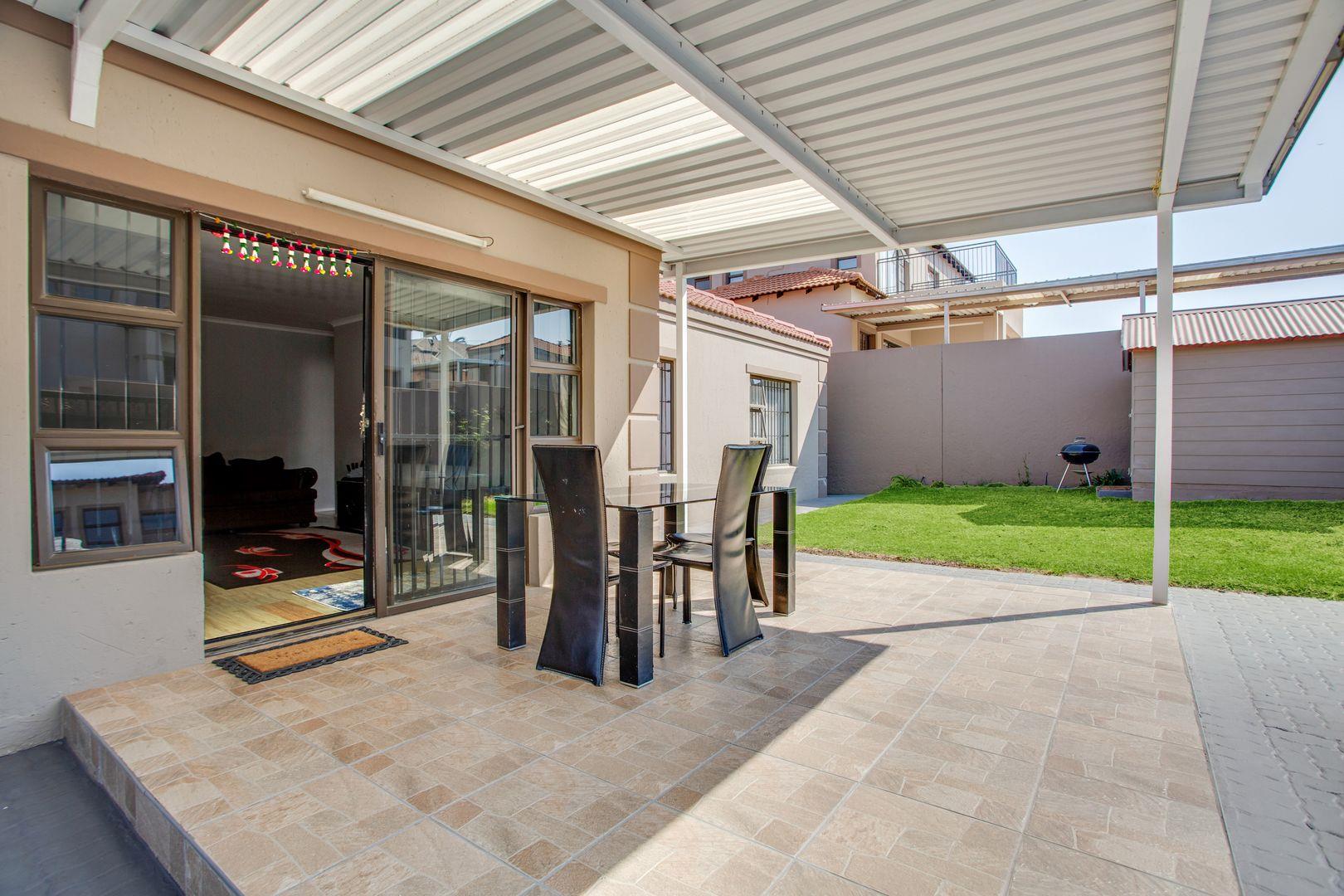 Property and houses for sale in Midrand : Midrand Property : Property24 ...