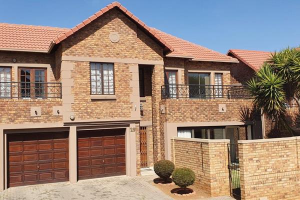 STAND ALONE FIVE BEDROOM DUPLEX CLUSTER OFFERS THE FOLLOWING:

DOWNSTAIRS

•	Open ...