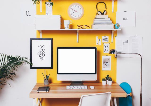 Office Desk Decor Ideas to Spruce Up Your Work Space