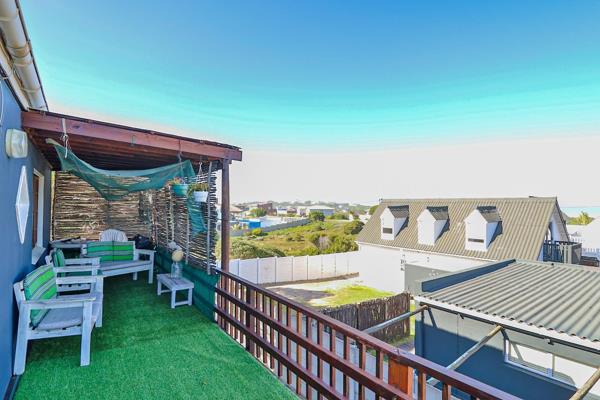 Holiday home with distance sea view

This three bedroom move in home is ideal for great ...