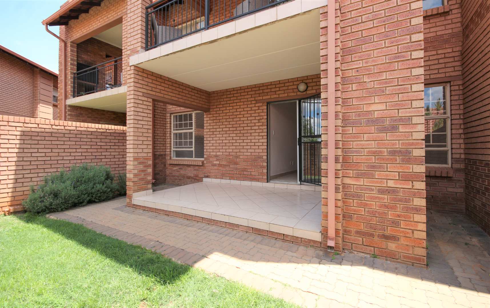 Hazeldean Property Apartments / flats to rent in Hazeldean
