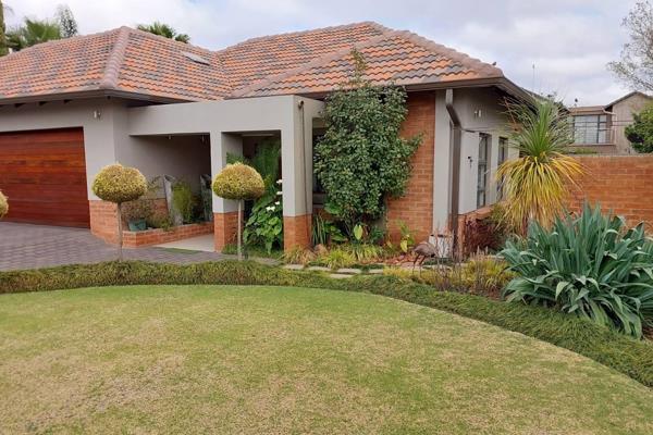 Stone Ridge Property : Property and houses for sale in Stone Ridge ...