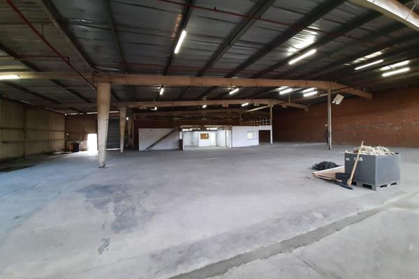 Warehouse facility in a secure commercial park in Wilsonia, East London. There is a 24/7 security guard at the entrance to the fenced ...