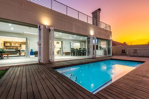 All offers considered from R5.5 million. This exquisite five bed ensuite home has been masterfully renovated and combines modern ...