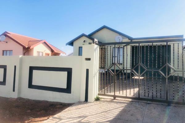 Naturena Property : Property and houses for sale in Naturena ...