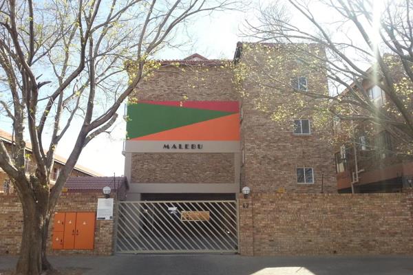 1 Bedroom unit walking distance from NWU Campus (Malherbe Street)

Lots of space in these 1 Bedroom units and they offer more m2 than ...