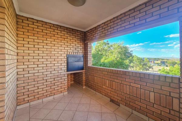 Welcome to Hazeldean – A Load-Shedding-Free Area!

2 Bedroom | 2 Bathroom | 1 Garage – ...