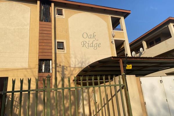 Apartment to rent in Polokwane Central. 

Available 1 December 2024

This unit is on the 3rd Floor. 2 bedrooms with a lot of cupboard ...