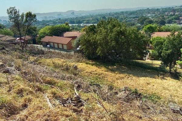 Price is negotiable!
This stand for sale is situated in Waterkloof Park in Pretoria.
The ...