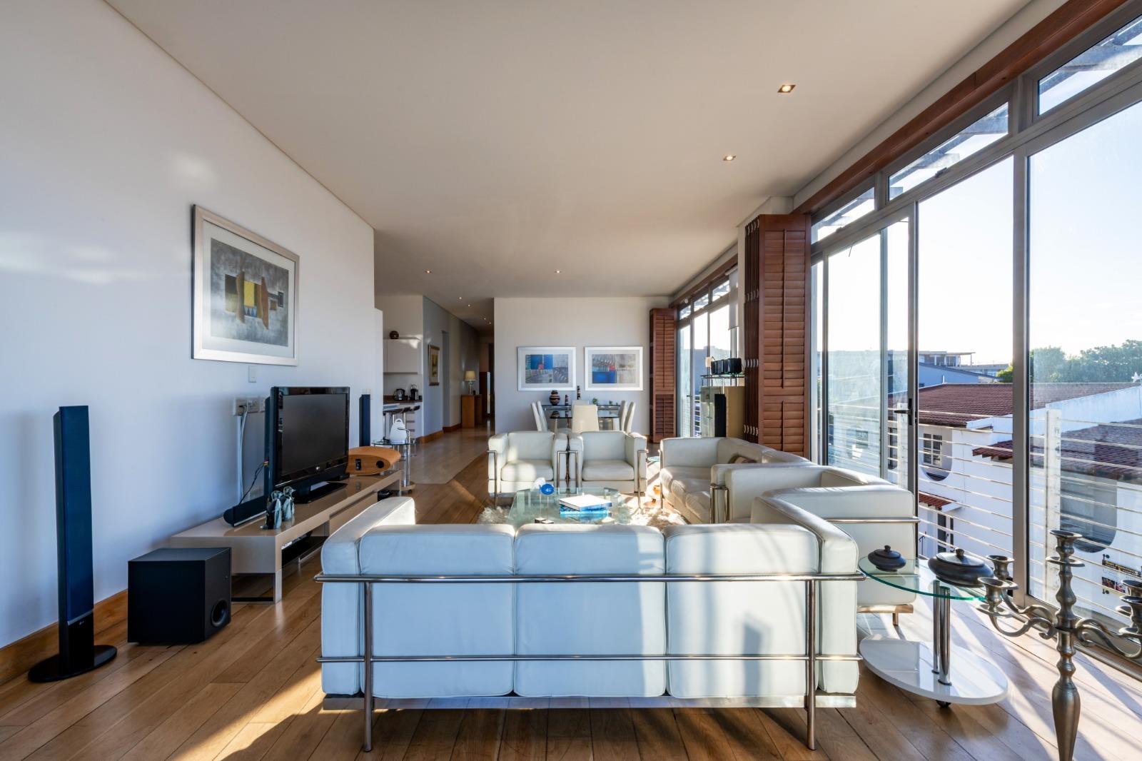 Photo of 3 Bedroom Apartment / flat to rent in Plettenberg Bay Central