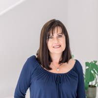 Agent profile for Mandolien Knipe
