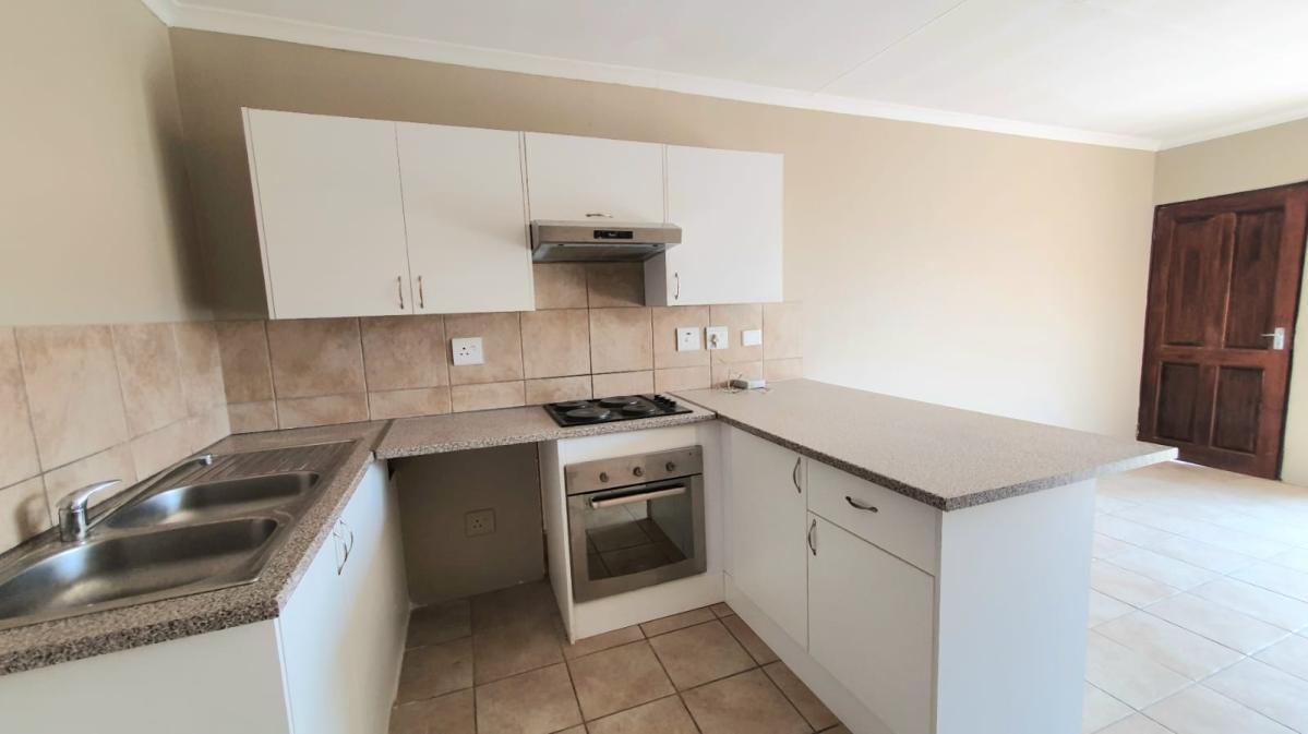 2 Bedroom Apartment / flat to rent in North Riding - 92 Bellairs Drive ...