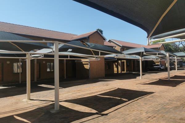 This bachelor flat is situated at Ladanna in Polokwane, just a walking distance to Foodzone shopping centre. It comprises of a bedroom ...