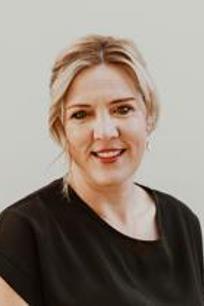 Agent profile for Natascha Pienaar