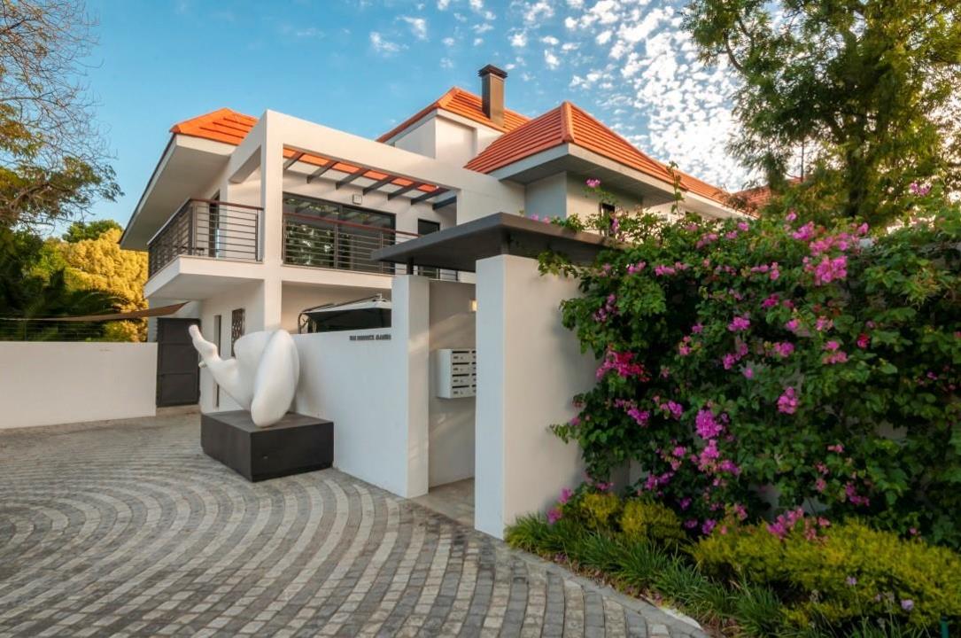2 Bedroom Apartment / flat for sale in Berbago - 9 Van Riebeeck Street - Somerset West