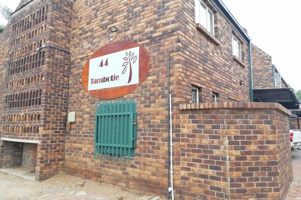 Townhouse for sale in Polokwane CBD area. 

A 2 bedroom apartment with a garage ,storage, toilet with basin and bath .The property is ...