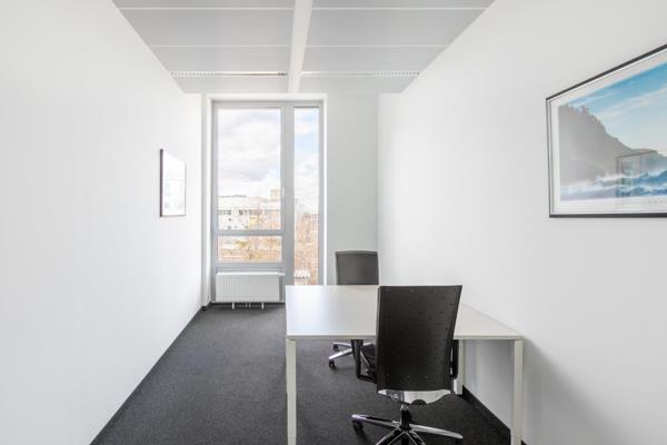 This product includes 8 sqm of a private office space plus 50 sqm of common use ...