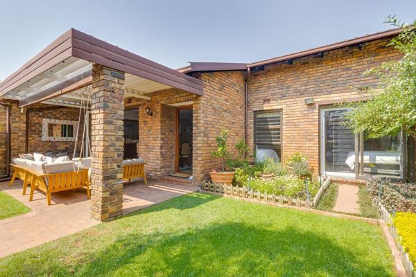 Morningside, Sandton Property : Townhouses for sale in Morningside ...