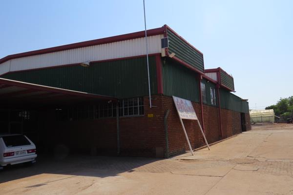 Industrial property available in the industrial area.   A single  building constructed from steel, bricks and corrugated cladding.  The ...