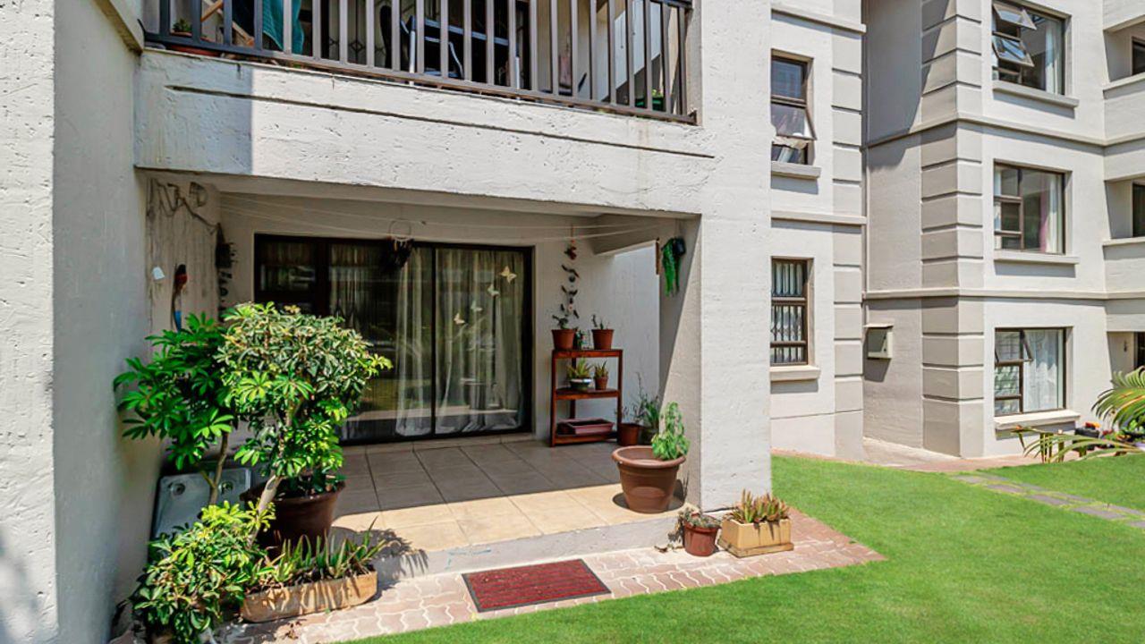 2 Bedroom Apartment / flat for sale in Sunninghill P24113959312