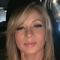 Agent profile for Stacey Salzman