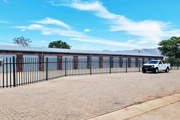 This is a special find!! 

Massive 4430m&#178; stand consisting of 3 spacious workshops, separate offices and 21 self-storage units. ...